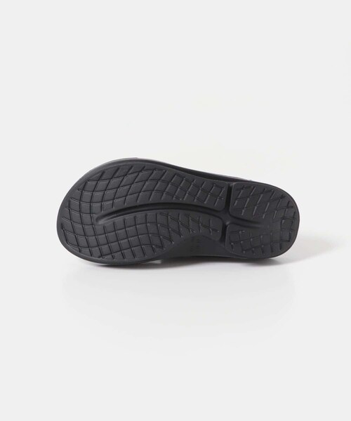 URBAN RESEARCH DOORS（アーバンリサーチドアーズ）の「OOFOS　OORIGINAL（サンダル・レディース・BLACK/PRIMROSE/MOONSTONE・5/6/7/8）」の13枚目の写真