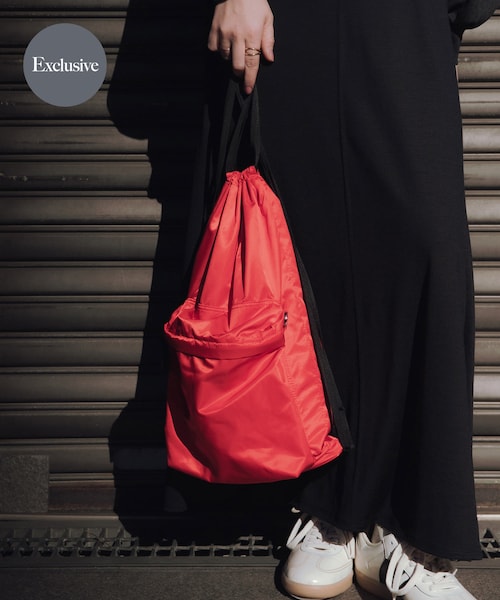 URBAN RESEARCH(アーバンリサーチ)の「『一部別注カラー』NOMADIS LATT(バックパック/リュック・レディース・別注RED/BLACK/BROWN・-)」の3枚目の写真