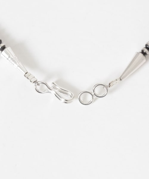 かぐれ（カグレ）の「ERICKA NICOLAS BEGAY　PLAIN DESIGN NECKLACE45（ネックレス・レディース・SHINY/OXIDIZED・45）」の8枚目の写真
