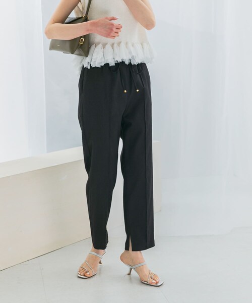URBAN RESEARCH ROSSO（アーバンリサーチロッソ）の「ウォッシャブルイージーテーパードパンツ（その他パンツ・レディース・BLACK/L/GREIGE/GREEN・FREE）」の4枚目の写真