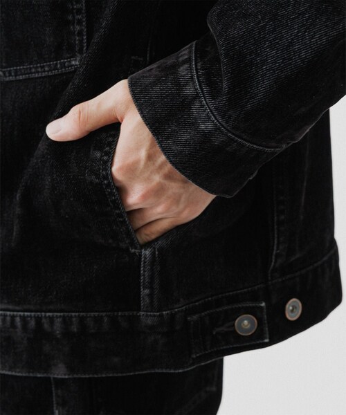 ADAM ET ROPE'（アダムエロペ）の「【ISKO】フロッキー デニムジャケット / ADAM ET ROPE' JEANS -PERS-（デニムジャケット・メンズ・ブラック系/ダークブラウン系・L/M）」の20枚目の写真