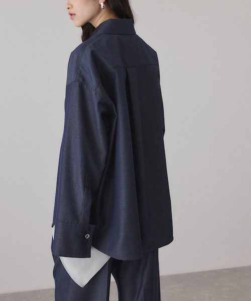 ADAM ET ROPE'（アダムエロペ）の「NIKKE TW DENIM SHIRT JACKET（ブルゾン・レディース・ブラック/ネイビー・F）」の10枚目の写真