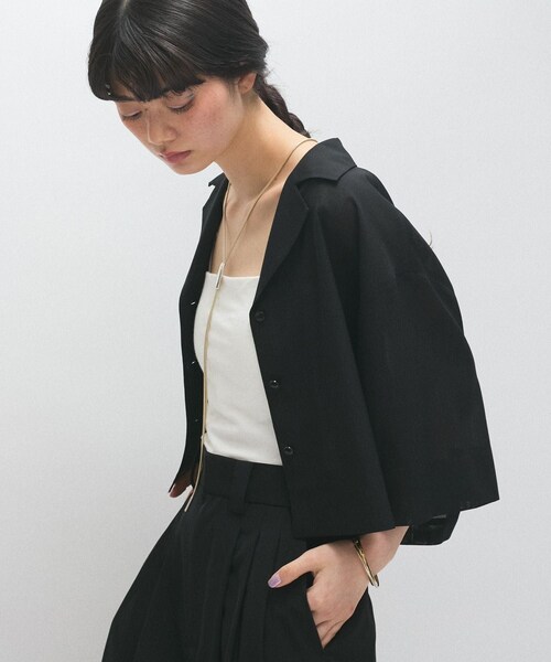 ADAM ET ROPE'(アダムエロペ)の「【接触冷感】ショートシャツジャケット(シャツ/ブラウス・レディース・ブラック/ベージュ・F)」の10枚目の写真