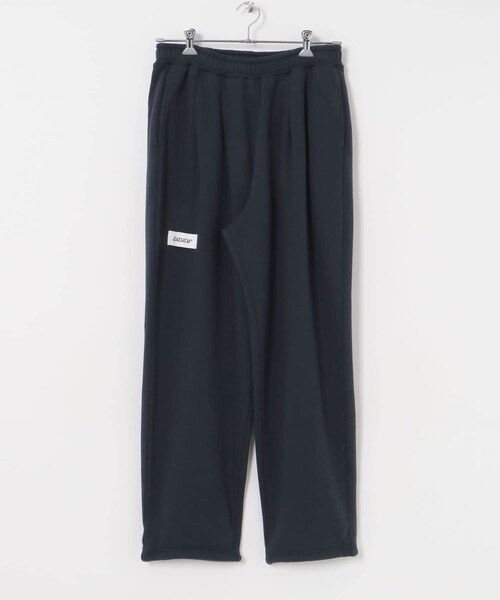 URBAN RESEARCH(アーバンリサーチ)の「dDdDdDd WIDE TAPERED SWEAT PANTS(スウェットパンツ・メンズ・M.GRAY/WHITE/BLACK/NAVY・S/M/L/XL/XXL)」の4枚目の写真