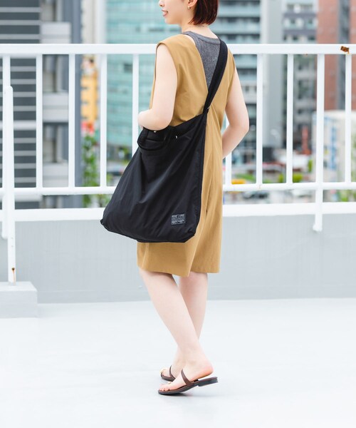 RODE SKO（ロデスコ）の「『ユニセックス』ロクヨンギャザーショルダートートバッグ（トートバッグ・メンズ・BLACK2/BLACK/GREIGE/KHAKI/GREIGE2・one）」の12枚目の写真