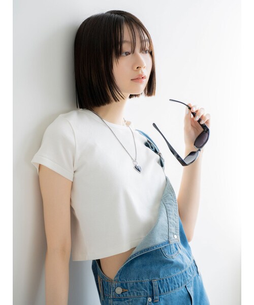 Ungrid（アングリッド）の「フィットショートTee（Tシャツ/カットソー・レディース・オフホワイト/ブラック/レッド・F）」の2枚目の写真