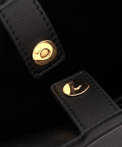 ADAM ET ROPE'(アダムエロペ)の「ワンハンドルバッグ(ショルダーバッグ・レディース・ブラック/ベージュ系・F)」の22枚目の写真