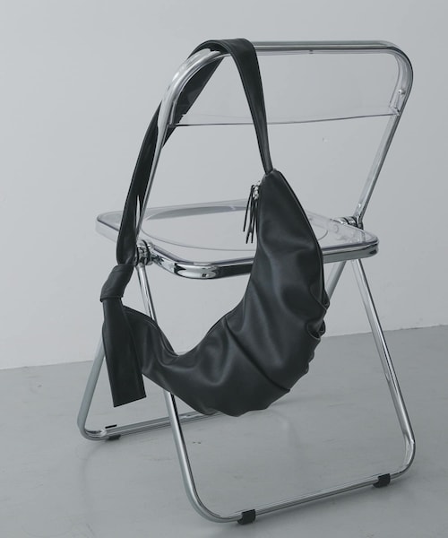 SENSE OF PLACE by URBAN RESEARCH（センスオブプレイスバイアーバンリサーチ）の「クロワッサンショルダーバッグ（ショルダーバッグ・レディース・BLACK/MUSTARD/BEIGE・One）」の11枚目の写真