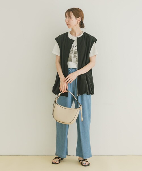 ITEMS URBANRESEARCH（アイテムズ アーバンリサーチ）の「バルーンベスト（ベスト・レディース・WHT/BLK・FREE）」の14枚目の写真
