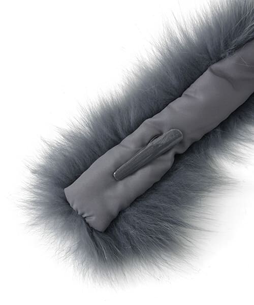 URBAN RESEARCH（アーバンリサーチ）の「jujube　Fox far tippet（マフラー・レディース・GRAY/BEIGE・-）」の5枚目の写真