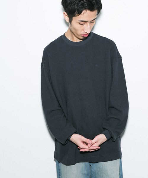 URBAN RESEARCH DOORS（アーバンリサーチドアーズ）の「『別注』LACOSTE×DOORS　HEAVY PIQUE LONG-SLEEVE（Tシャツ/カットソー・メンズ・HAMMAM/GRAPHITE/PORTO・3/4/5）」の21枚目の写真