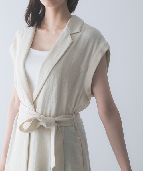 URBAN RESEARCH ROSSO（アーバンリサーチロッソ）の「ベルテッドウエストシェイプジレ（ベスト・レディース・BLACK/L.BEIGE・Free）」の21枚目の写真