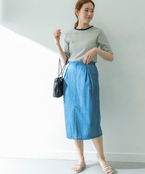 URBAN RESEARCH（アーバンリサーチ）の「bolsista　Denim Tuck Skirt（デニムスカート・レディース・BLUE・36/38）」の16枚目の写真