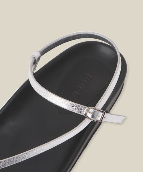 ROPE'（ロペ）の「スプリットレザーナローベルトサンダル（サンダル・レディース・ブラック/シルバー・36/37/38）」の11枚目の写真