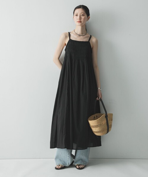 URBAN RESEARCH(アーバンリサーチ)の「コットンギャザーキャミワンピース(ワンピース・レディース・BLACK/BROWN/RED・Free)」の7枚目の写真