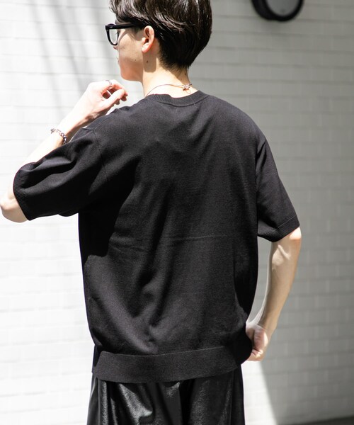 SENSE OF PLACE by URBAN RESEARCH(センスオブプレイスバイアーバンリサーチ)の「クルーネックニットショートスリーブTシャツ(ニット/セーター・メンズ・BLACK/BROWN/GREEN・M/L)」の9枚目の写真