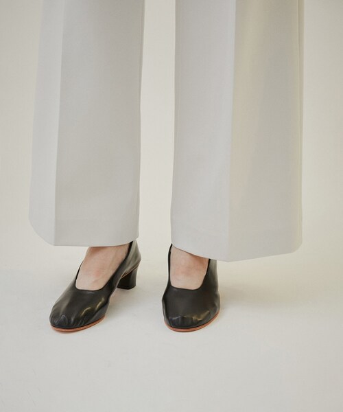 ADAM ET ROPE'（アダムエロペ）の「【公式サイト限定】【MARTINIANO（マルティニアーノ）】HIGH GLOVE（パンプス・レディース・ブラック/ベージュ/ワイン・36/37/38/39）」の10枚目の写真