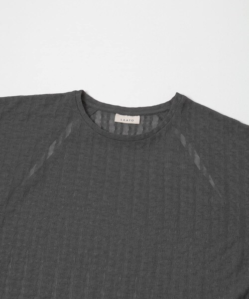 LAATO（ラート）の「lace tee（Tシャツ/カットソー・レディース・パール/シャドウ・Free）」の4枚目の写真