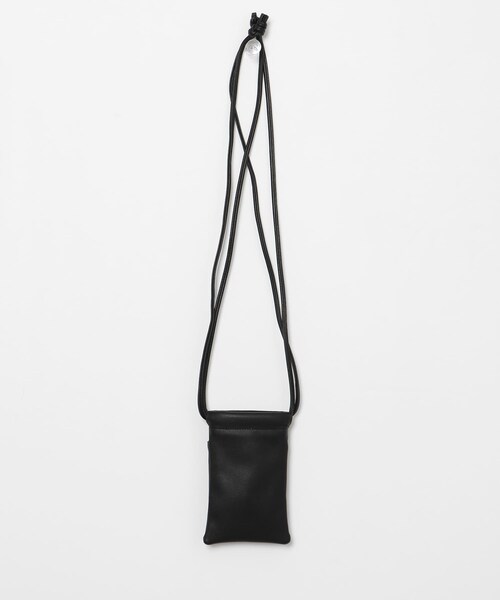 ITEMS URBANRESEARCH(アイテムズ アーバンリサーチ)の「フェイクレザー ミニショルダー BAG(ショルダーバッグ・メンズ・BLK・-)」の6枚目の写真