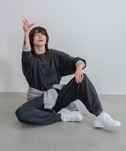URBAN RESEARCH(アーバンリサーチ)の「dDdDdDd LUX STANDARD CREW SWEAT(スウェット・メンズ・WHITE/BLACK/NAVY/GRAY・S/M/L/XL/XXL)」の19枚目の写真