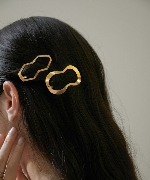 ADAM ET ROPE'（アダムエロペ）の「【CLINQ（クリンク）】BIA/ヘアクリップ（ヘアピン・レディース・ゴールド・F）」の12枚目の写真