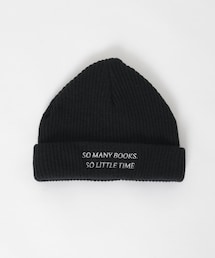 BLANKMAG SO MANY BOOKS Knit Cap