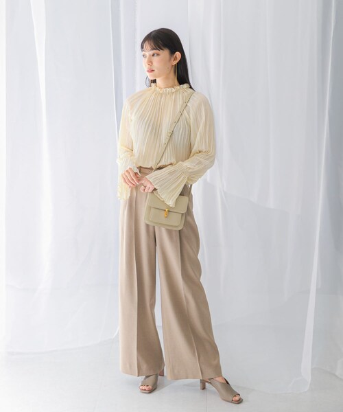 URBAN RESEARCH ROSSO（アーバンリサーチロッソ）の「2WAYプリーツブラウス（シャツ/ブラウス・レディース・OFF WHITE/BLUE/BLACK・FREE）」の10枚目の写真