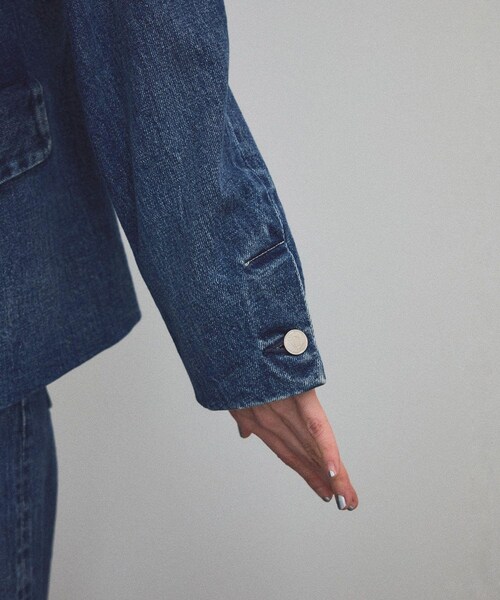 ADAM ET ROPE'（アダムエロペ）の「【TANAKA（タナカ）】NO COLLOR JEAN JACKET/デニムジャケット（デニムジャケット・レディース・ブルー系・S）」の17枚目の写真