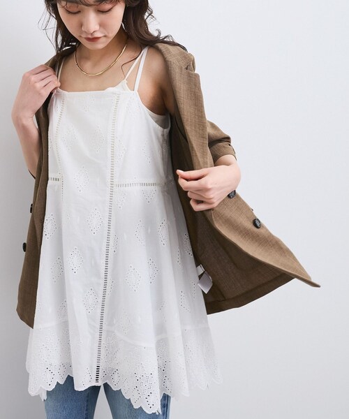 VIS(ビス)の「カットワークレースキャミミニワンピース(ワンピース・レディース・ブラック/オフホワイト・F)」の1枚目の写真