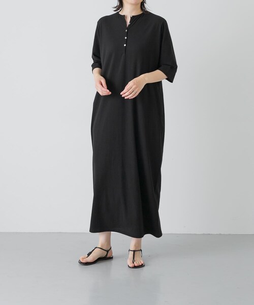 かぐれ（カグレ）の「『2サイズ展開』ヘンリーカットワンピース（ワンピース・レディース・BLACK/CHARCOAL・1/0）」の6枚目の写真