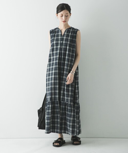 URBAN RESEARCH（アーバンリサーチ）の「サッカーチェックワンピース（ワンピース・レディース・BLACK/NAVY・Free）」の22枚目の写真