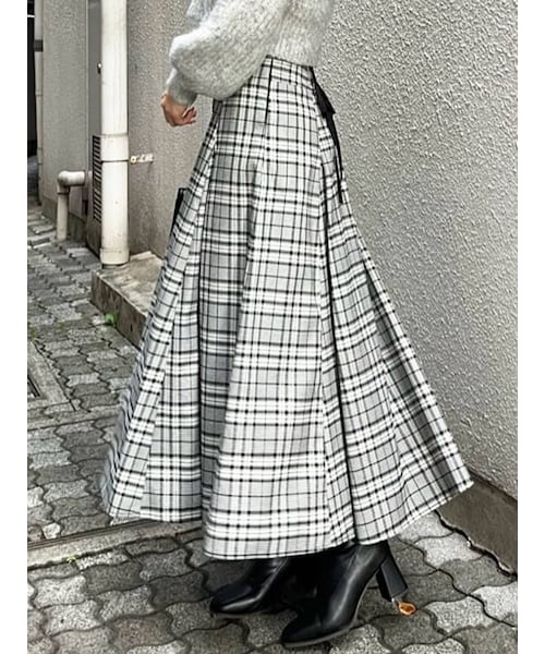 dazzlin（ダズリン）の「チェックコルセットフレアスカート