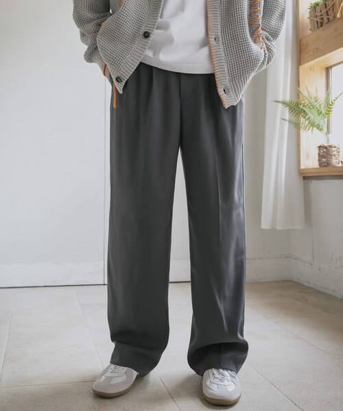 SENSE OF PLACE by URBAN RESEARCH（センスオブプレイスバイアーバンリサーチ）の「ダブルタックワイドスラックス（その他パンツ・メンズ・BLACK/GRAY/BROWN/KHAKI・M/L）」の21枚目の写真