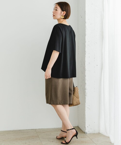 URBAN RESEARCH ROSSO（アーバンリサーチロッソ）の「『UR TECH』Fby ROSSO　UVCUTバックテールフレアスリーブTシャツ（Tシャツ/カットソー・レディース・OFF WHITE/YELLOW/BLACK・FREE）」の17枚目の写真