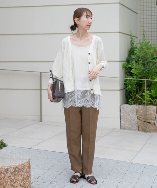 ITEMS URBANRESEARCH(アイテムズ アーバンリサーチ)の「ヘムレースキャミソール(キャミソール・レディース・L/BEG/BLK・Free)」の18枚目の写真