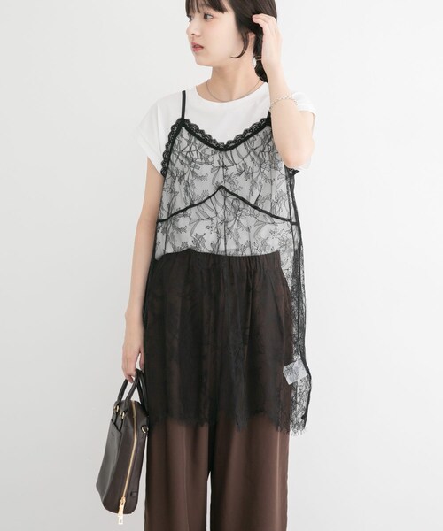 ITEMS URBANRESEARCH(アイテムズ アーバンリサーチ)の「レースキャミソール(キャミソール・レディース・WHT/BLK・Free)」の2枚目の写真