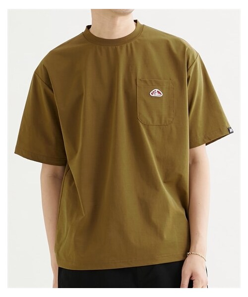 nissen（ニッセン）の「ストレッチ 胸ポケットロゴ刺しゅう半袖Tシャツ　PIKO（ピコ）（Tシャツ/カットソー・メンズ・オフホワイト/ブラック/コヨーテ・M/L/LL）」の9枚目の写真