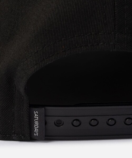 Saturdays NYC(サタデーズ ニューヨークシティ )の「New Era®x Saturdays NYC "Miller" Logo Cap(キャップ・レディース・ブラック/ネイビー・F)」の13枚目の写真