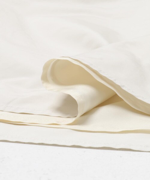 URBAN RESEARCH（アーバンリサーチ）の「ギャザーボリュームスカート（スカート・レディース・IVORY/BLACK・FREE）」の19枚目の写真