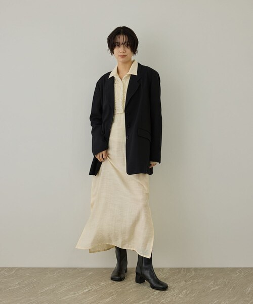 ADAM ET ROPE'(アダムエロペ)の「ビスコースウールエフォートレスジャケット / セットアップ対応(テーラードジャケット・レディース・ブラック/ブラウン・F)」の5枚目の写真