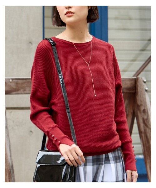 nissen（ニッセン）の「大きいサイズ 袖スリットボタンドルマンプルオーバー（ニット/セーター・レディース・黒/ライトグレー/レッド/グレージュ・L/LL/3L/4L/5L/6L/8L/10L）」の6枚目の写真