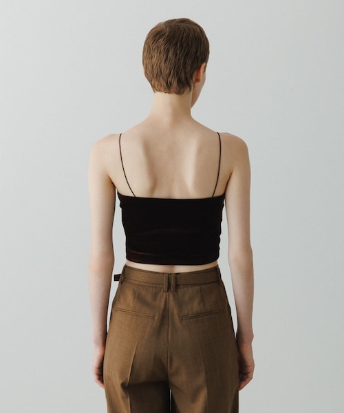 ADAM ET ROPE'（アダムエロペ）の「【EMOELLE】カップ付きベロアキャミソール（キャミソール・レディース・グレー/ダークブラウン系・F）」の6枚目の写真