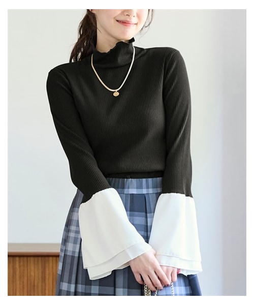 nissen（ニッセン）の「大きいサイズ 袖布帛切替カットソー（Tシャツ/カットソー・レディース・オフ×黒/黒・L/LL/3L/4L/5L/6L/8L/10L）」の16枚目の写真