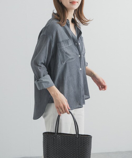 URBAN RESEARCH DOORS(アーバンリサーチドアーズ)の「シアーデニムシャツ(シャツ/ブラウス・レディース・INDIGO/BLACK・Free)」の8枚目の写真