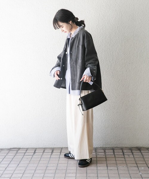 ITEMS URBANRESEARCH（アイテムズ アーバンリサーチ）の「デニムオーバーノーカラージャケット（デニムジャケット・レディース・BLU/GRY/BLK・Free）」の16枚目の写真