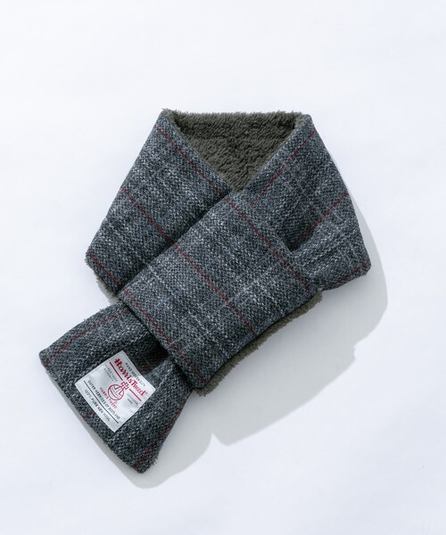 URBAN RESEARCH Sonny Label（アーバンリサーチサニーレーベル）の「HARRIS TWEED中綿マフラー（マフラー・メンズ・チャコール/ネイビー/ブラウン・One）」の4枚目の写真