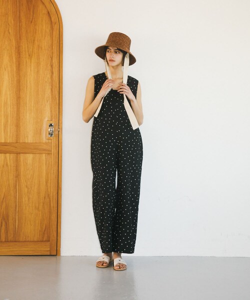 URBAN RESEARCH DOORS(アーバンリサーチドアーズ)の「リネンレーヨンドットオールインワン(サロペット/オーバーオール・レディース・NATURAL/BLACK・S/M)」の12枚目の写真