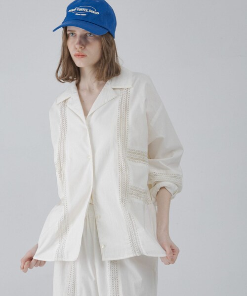 URBAN RESEARCH Sonny Label（アーバンリサーチサニーレーベル）の「ブロッキングレースコットンシャツジャケット（テーラードジャケット・レディース・キナリ/ブラック・Free）」の6枚目の写真