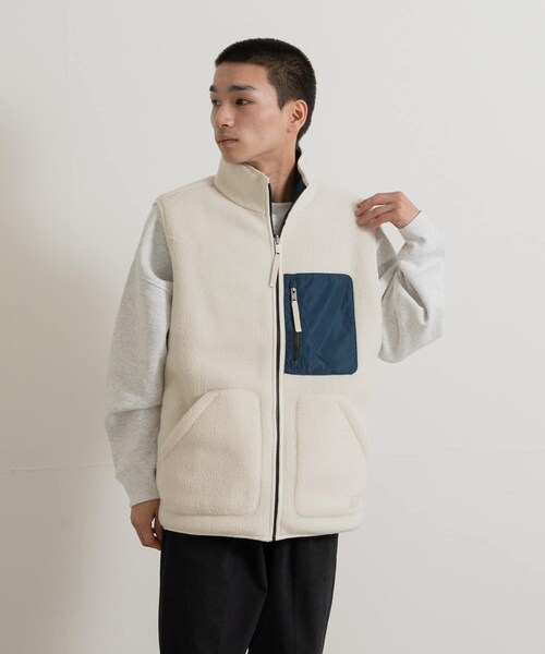 THE GOODLAND MARKET（ザグッドランドマーケット）の「AIGLE　シェルパフリース リバーシブルベスト T-KIT（ベスト・メンズ・DOVE/KRAFT/NOIR・M/L/XL）」の4枚目の写真
