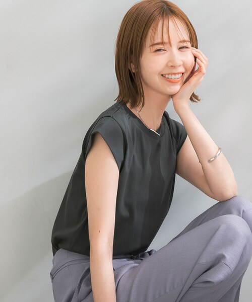 URBAN RESEARCH ROSSO（アーバンリサーチロッソ）の「フレンチTシャツ（Tシャツ/カットソー・レディース・BROWN/OFFWHITE/CHARCOAL/BLACK/TURQUOISE/PINK・FREE）」の3枚目の写真